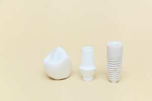 zirconia dental implant